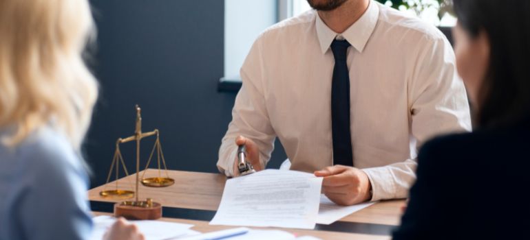 come scegliere un avvocato online