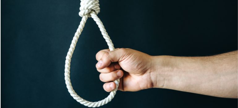 reato di istigazione al suicidio