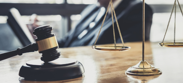 Giudizio immediato: come funziona, vantaggi, quando conviene