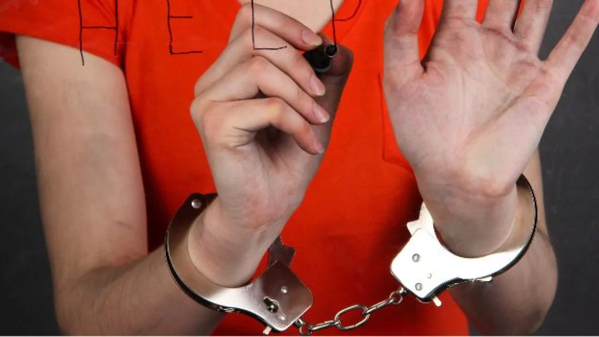 reato di violenza sessuale procedibilità