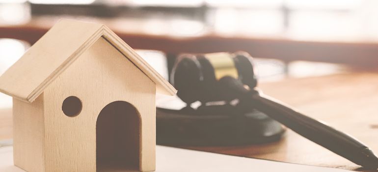 violazione di proprietà privata quando è reato