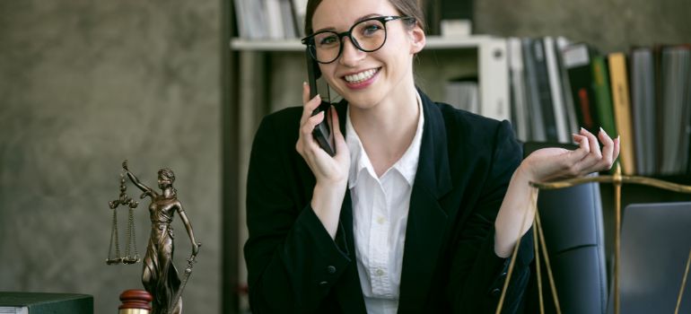 come si fa ad avere un avvocato gratis