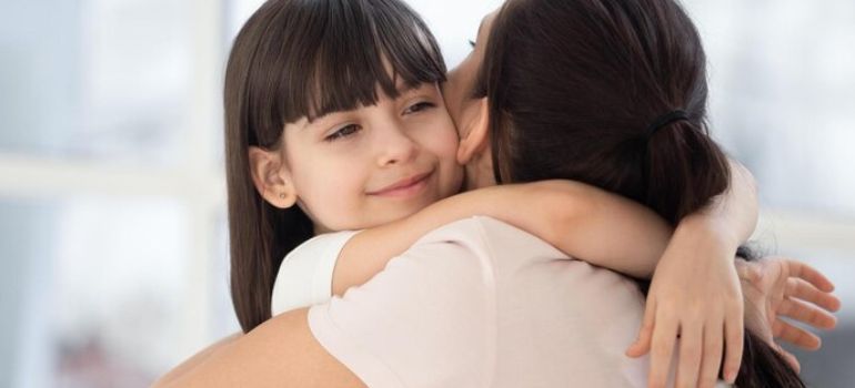 adozione rapporto famiglia adottiva
