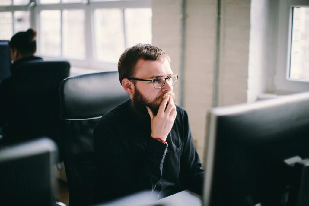 cosa si rischia se si diffama un'altra persona