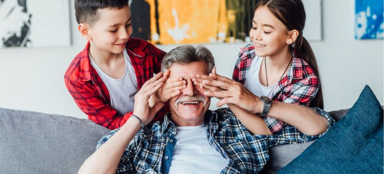 padre non paga alimenti pagano i nonni?