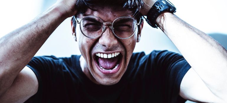 debiti del fratello come tutelarsi