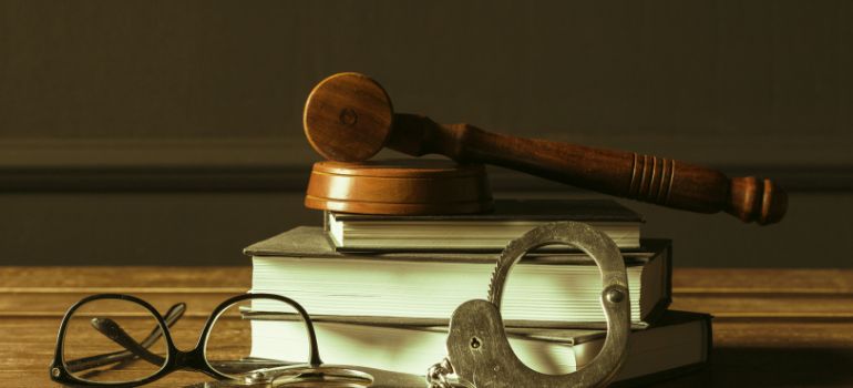 procura della repubblica denuncia o querela