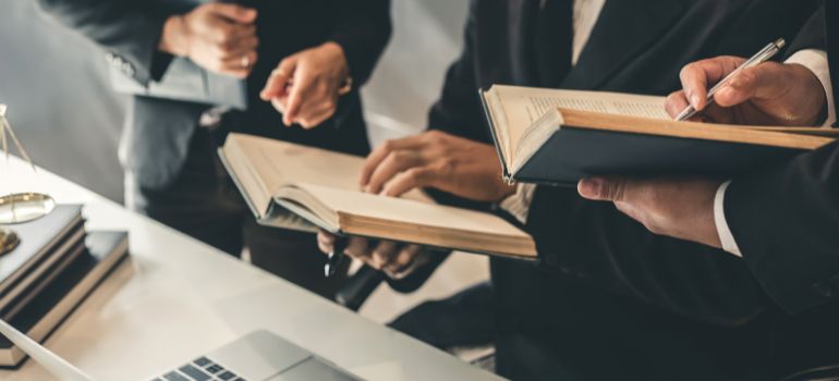 responsabilità degli avvocati e conoscenza delle legge