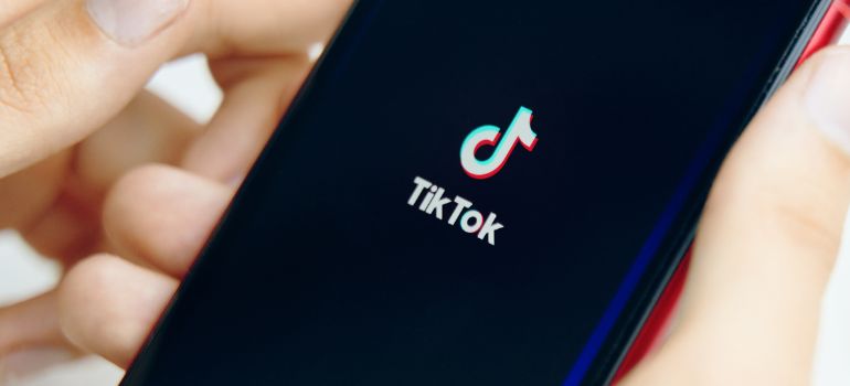 tiktok restrizioni