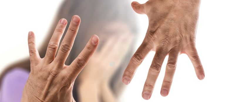 bidello violenza sessuale