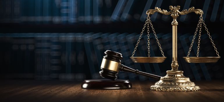 in cosa consiste la contumacia 