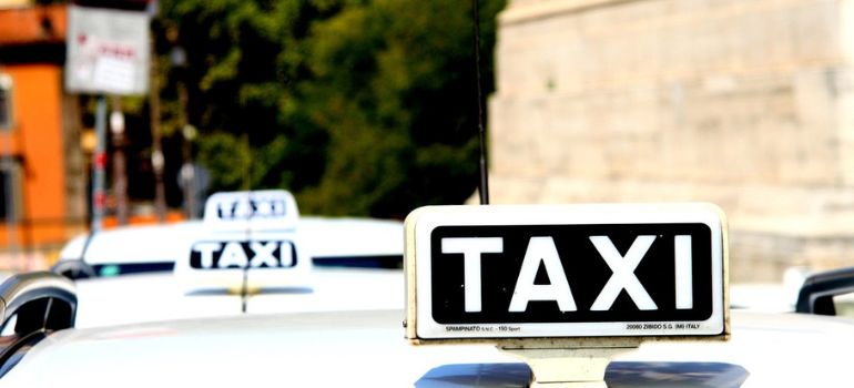 decreto omnibus taxi licenze