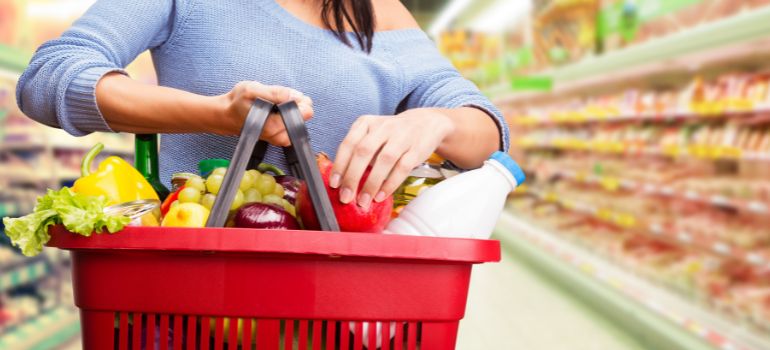 rubare per necessità è reato?