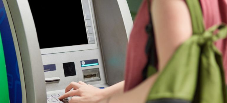 chi chiude il conto corrente del defunto?