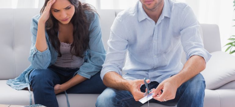 violenza economica