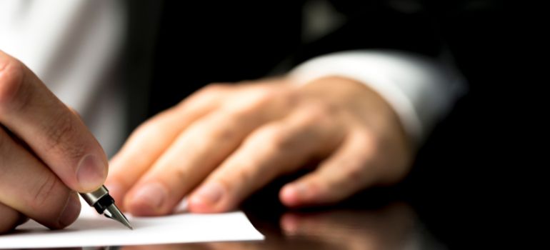 simulazione assoluta cos'è