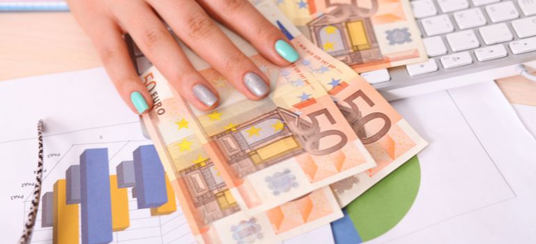 compatibilità naspi e partita iva
