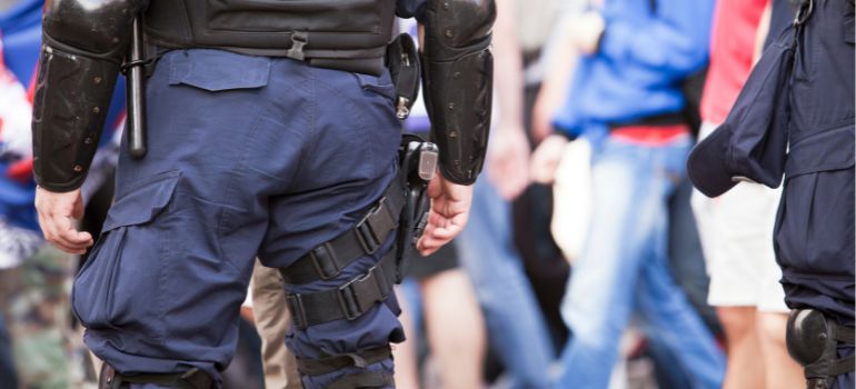 codici identificati agenti di polizia. in italia