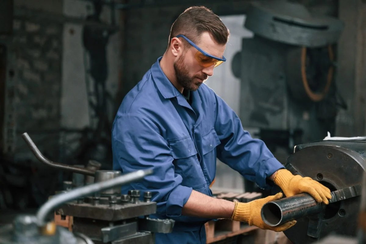 ccnl metalmeccanici aumenti stipendio rinnovo contratto