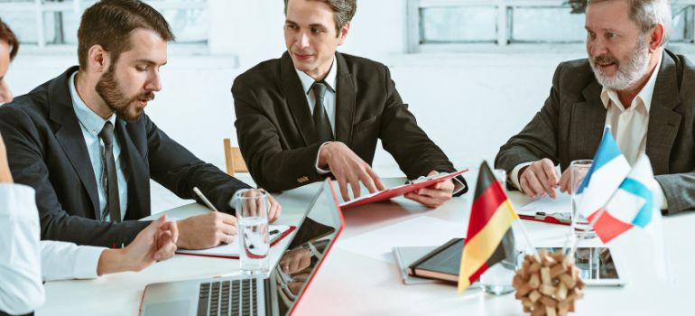 Come è organizzato il Ministero degli Affari esteri?