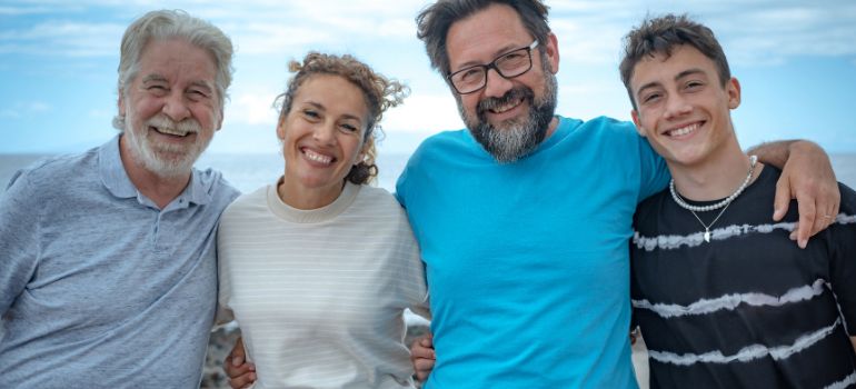 I figli pagano i debiti del genitore nullatenente?