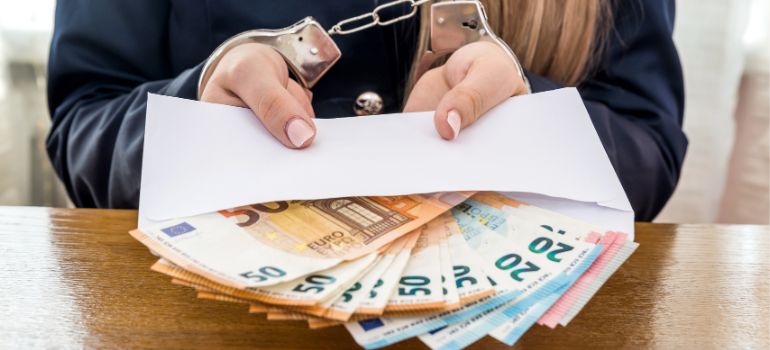 reati economici e finanziari avvocato