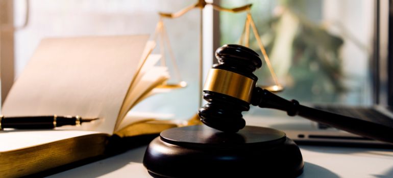 avvocato rinuncia al mandato codice deontologico