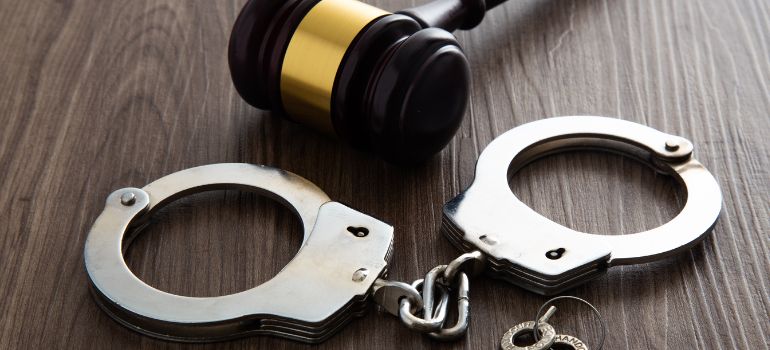 reato di evasione cause di non punibilità