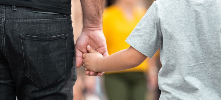 a chi vanno i figli in caso di morte di entrambi i genitori