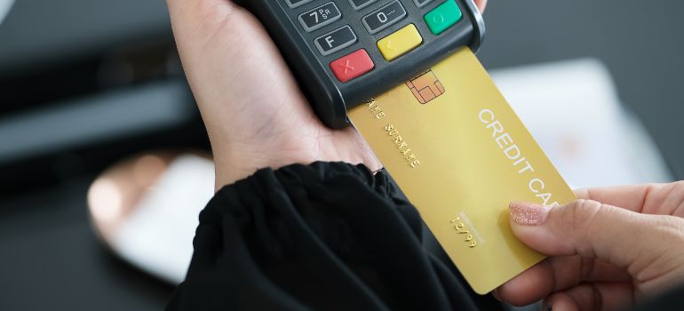 indebito utilizzo carte di credito