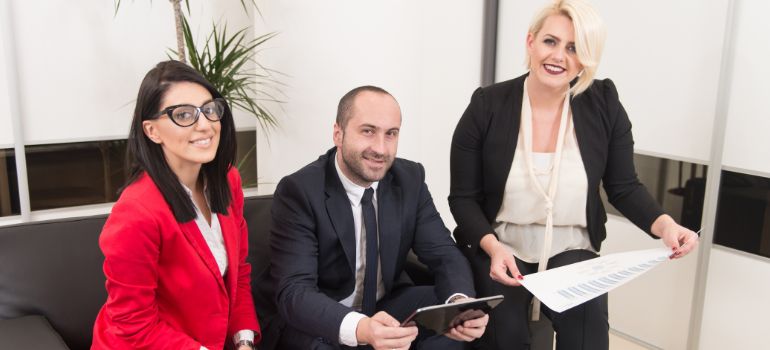 l'avvocato può assistere un familiare?