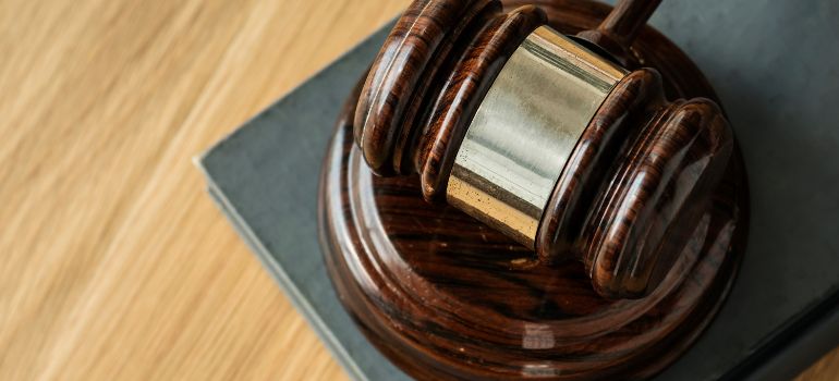 obbligo di fare cos'è esempio