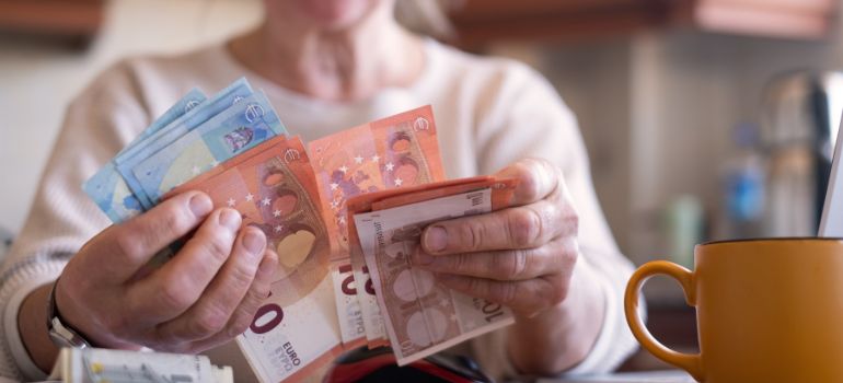 pensione reversibilità coniuge divorziato senza mantenimento