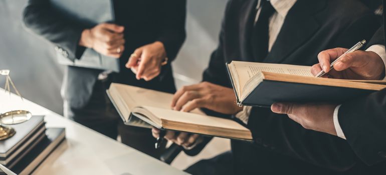 reato di falsa testimonianza