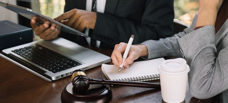 reato violazione obblighi assistenza familiare