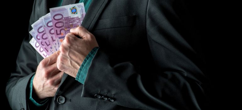 evasione fiscale esempi