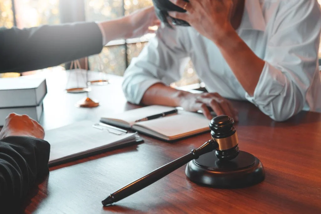 cos'è l'ingiuria e come viene punita