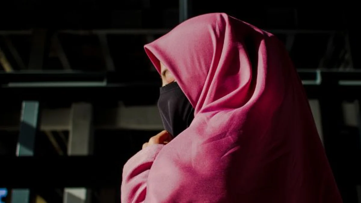 normativa italiana sul volto coperto