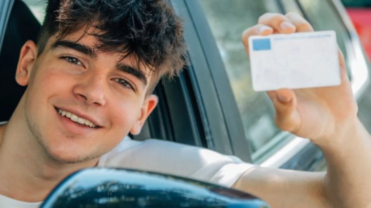 patente a 17 anni novità UE