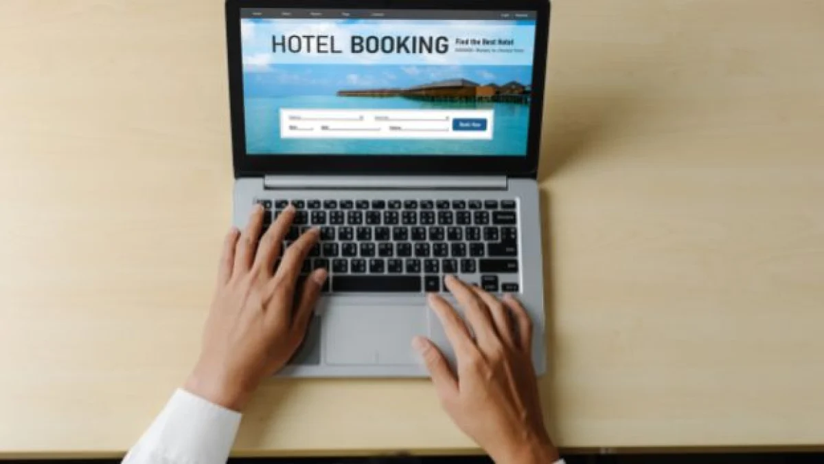 booking attacco hacker