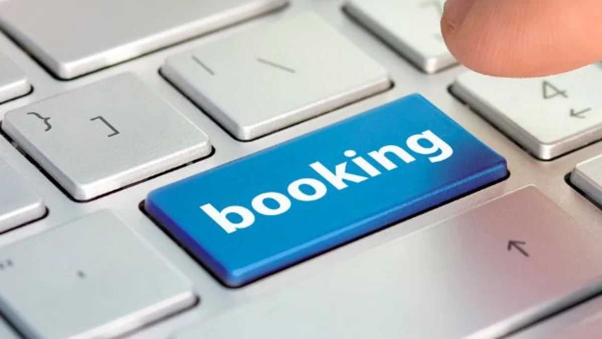 phishing dati furto booking rischi utenti