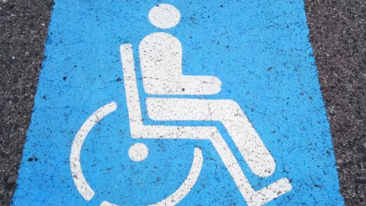 parcheggio posto disabili