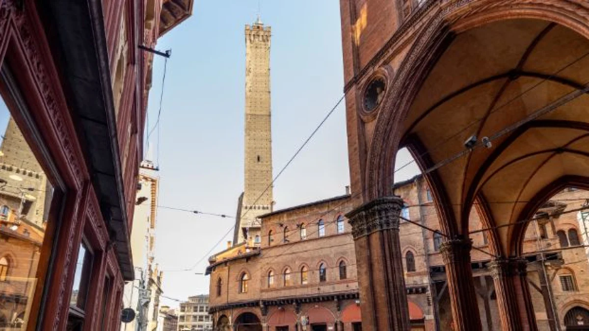 poliziotti bologna morte